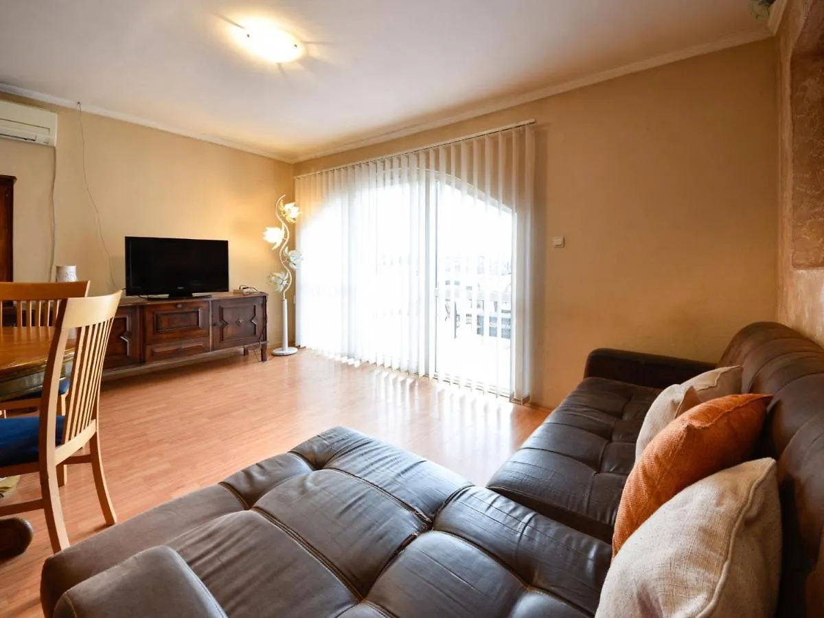 Apartment Marijana Gornji Karin